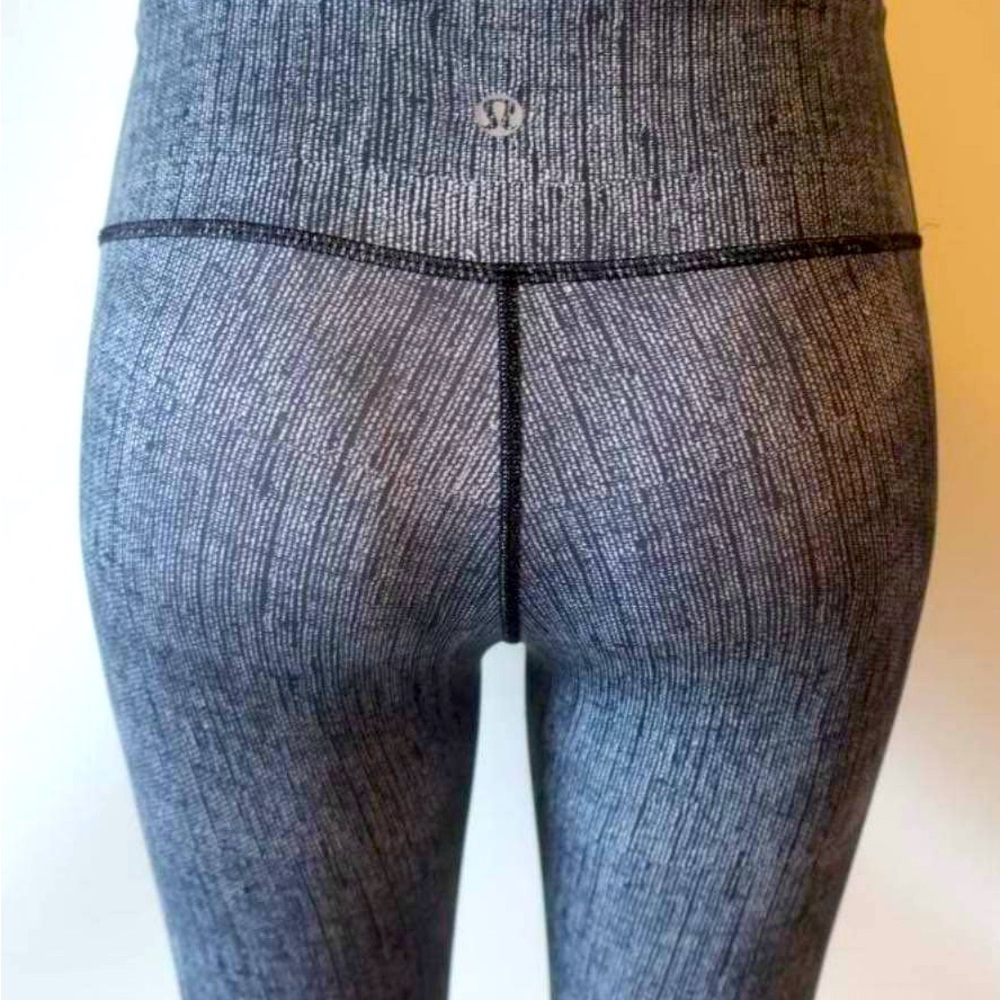 Lululemon size 8